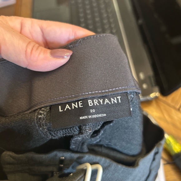 Lane Bryant Charcoal Cropped Women's Pants - Picture 12 of 13